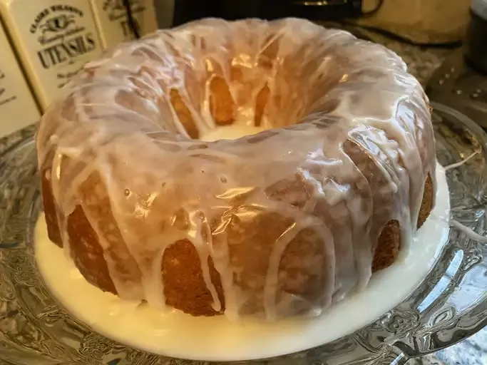 Glazed Lemon Supreme Pound Cake