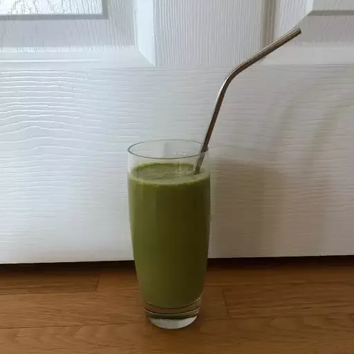 Breakfast Banana Green Smoothie