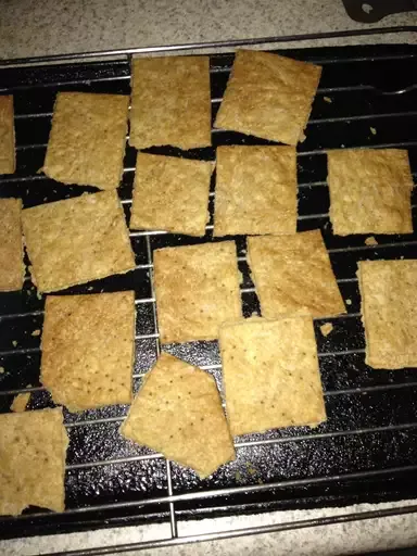 New York-Style Rye Crackers