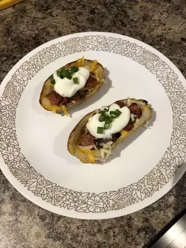 Super Loaded Chili Potato Skins