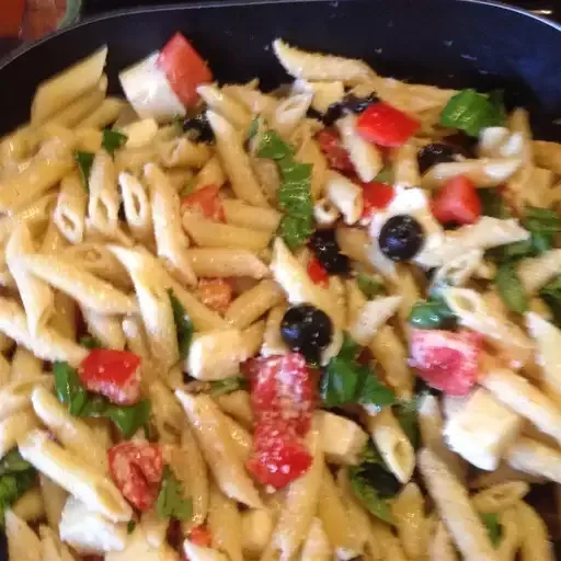 Penne, Tomato, and Mozzarella Salad