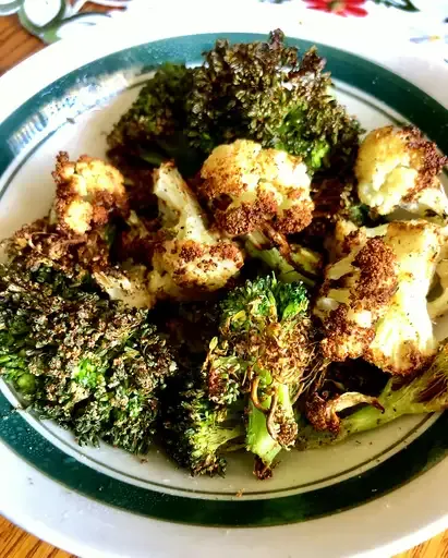 Air Fryer Roasted Broccoli and Cauliflower