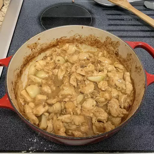 Chicken with 40 Cloves of Garlic