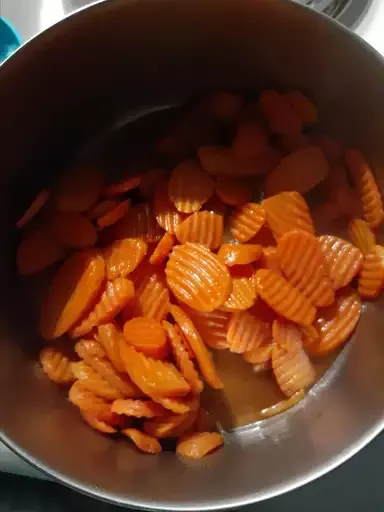 Buttery Cooked Carrots