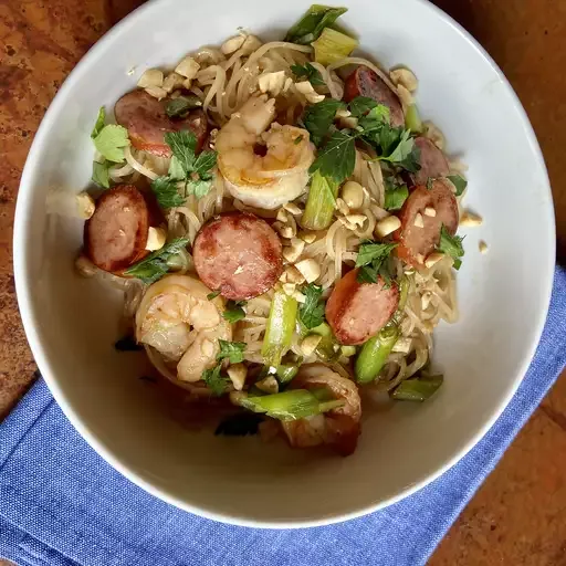 Easy Pad Thai with Shrimp and Hillshire Farm® Smoked Sausage