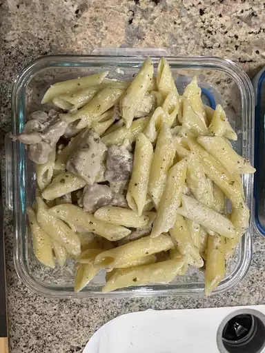 Penne with Chicken and Pesto