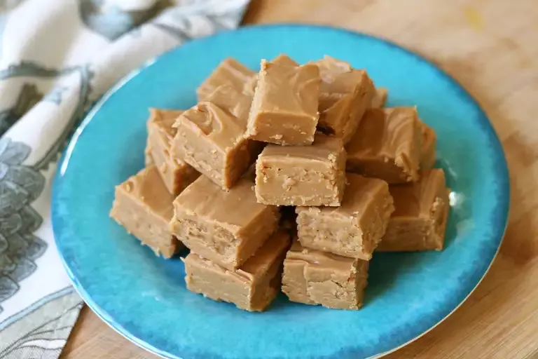 Easy Two-Ingredient Peanut Butter Fudge