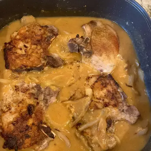 Pork Chops Smothered in Onion Gravy