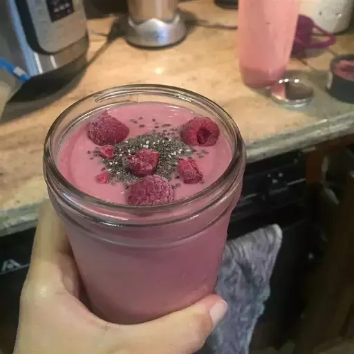 Coconut Raspberry Smoothie