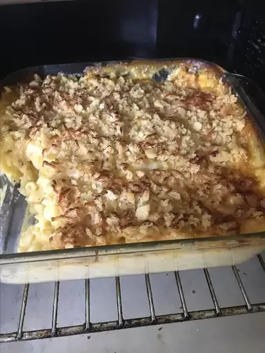 Easy Pleasy Mac N Cheesy - US Navy Style