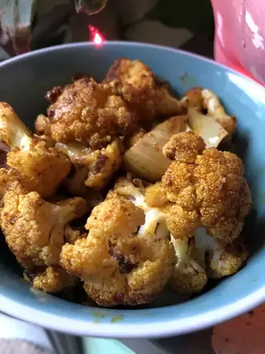 Roasted Curried Cauliflower and Onion