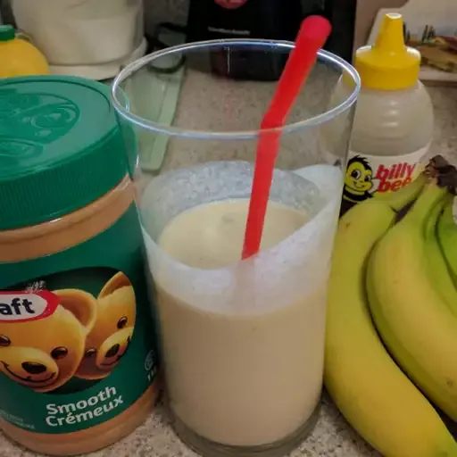 PB Banana Oat Smoothie