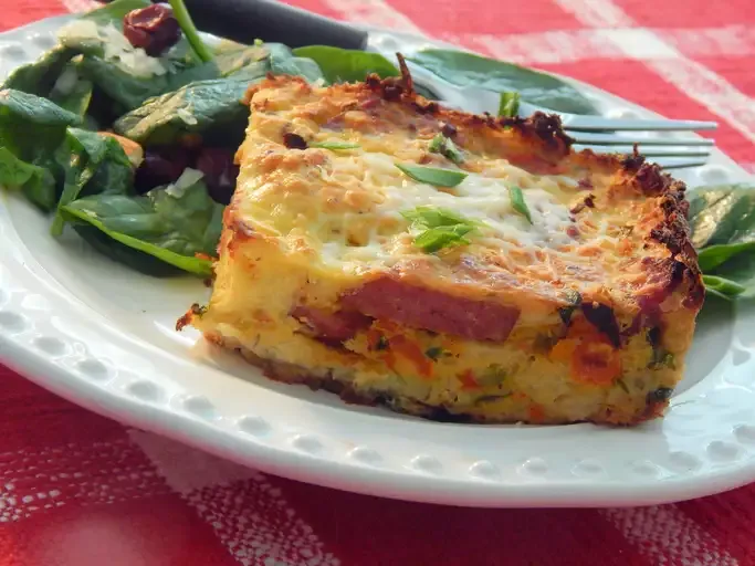 Cauliflower-Crusted Quiche with Hillshire Farm® Smoked Sausage