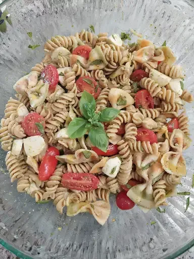 Pesto Pasta Caprese Salad