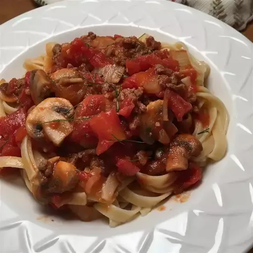 Hunt's Beef and Mushroom Bolognese