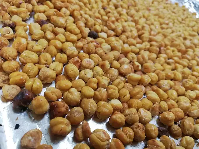 Roasted Salt & Vinegar Chickpeas