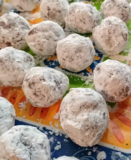 Meemaw's Bourbon Balls