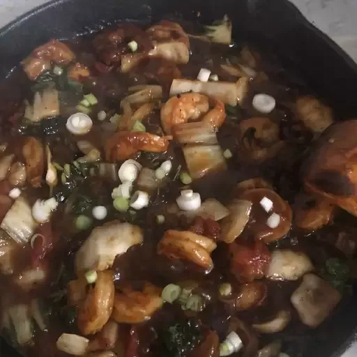 Shrimp Stir Fry with Bok Choy, Diced Tomatoes, and Rice Noodles