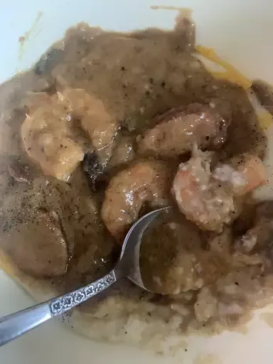 Old Charleston-Style Shrimp and Grits