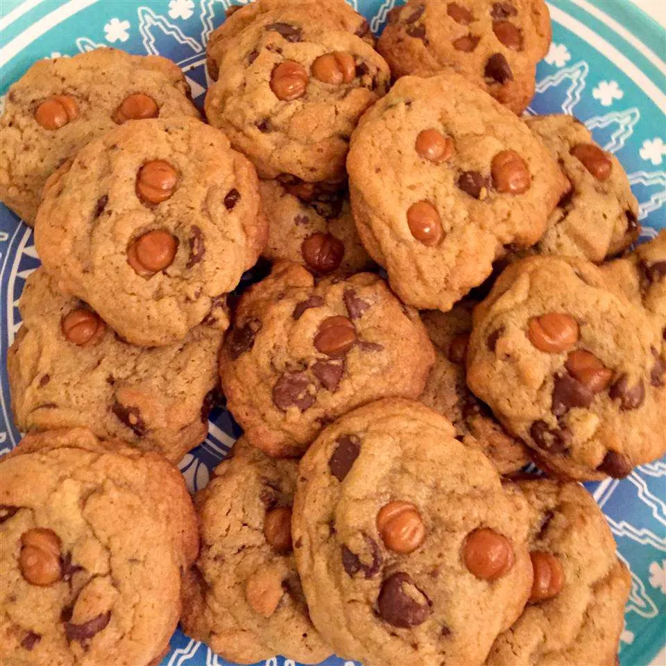 Salted Caramel Chocolate Chip Cookies