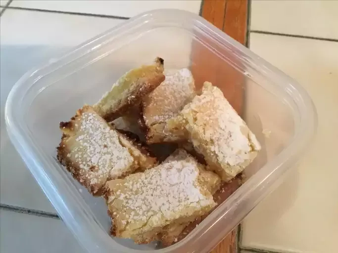 Bake Sale Lemon Bars