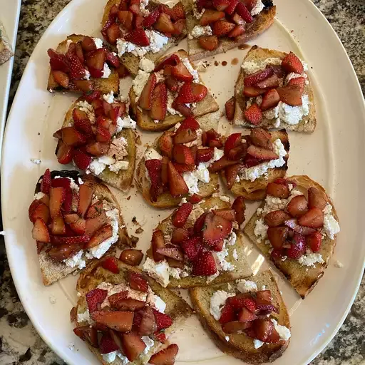 Strawberry Goat Cheese Bruschetta