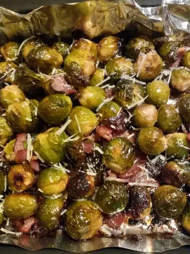 Maple Roasted Brussels Sprouts with Bacon