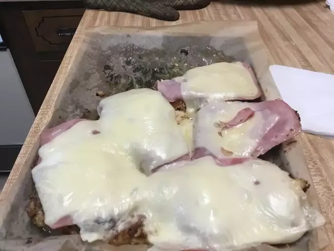 Keto Open-Faced Chicken Cordon Bleu