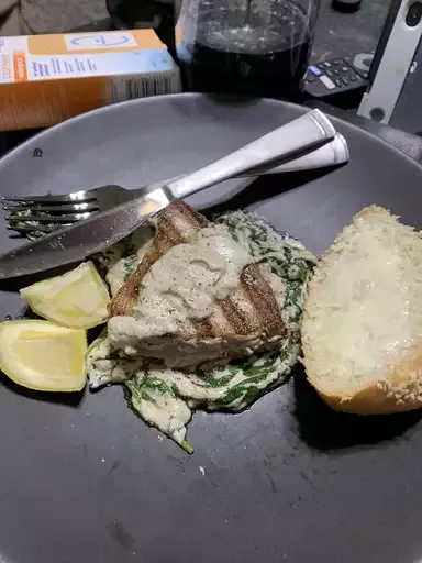 Tuna Steaks with Garlic-Herb Cream Sauce