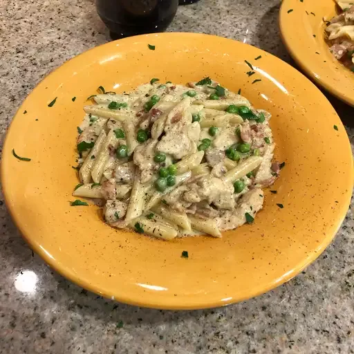 Four-Cheese Chicken Carbonara