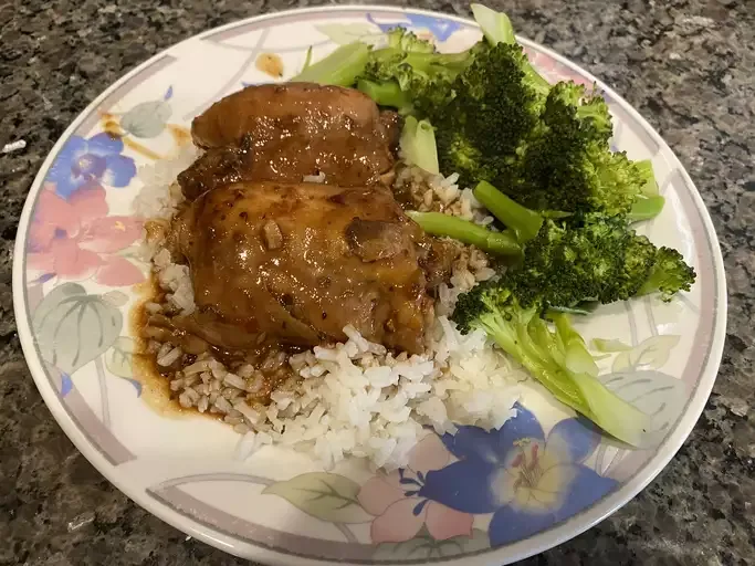 Honey-Garlic Slow Cooker Chicken Thighs