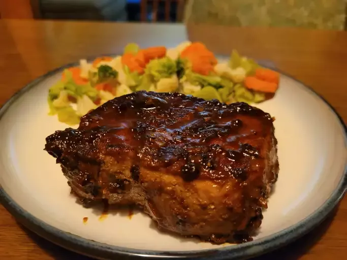 Sticky Garlic Pork Chops