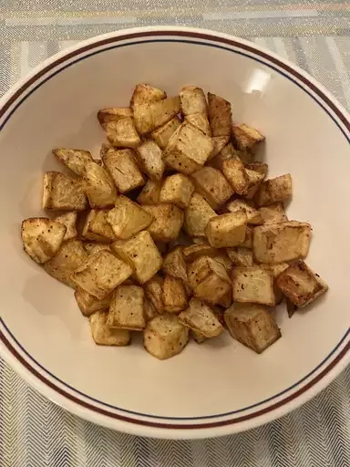 Air Fryer Seasoned Breakfast Potatoes