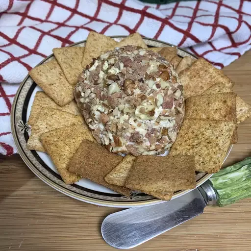 4-Ingredient Bacon Ranch Cheese Ball