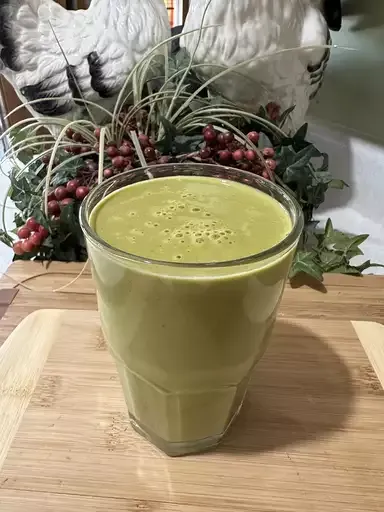 Breakfast Banana Green Smoothie