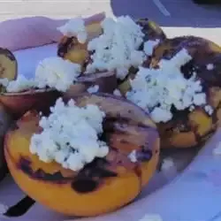 Grilled Peaches with Blue Cheese and Balsamic