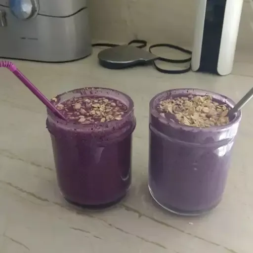 Blueberry, Banana, and Peanut Butter Smoothie