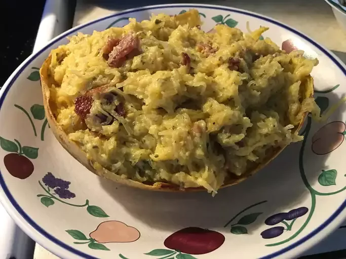 Keto Spaghetti Squash Carbonara