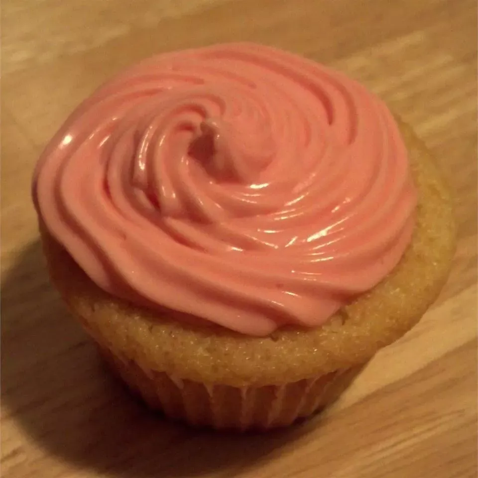 White Chocolate Chip Cupcakes