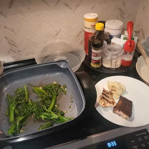 Simple Broccolini