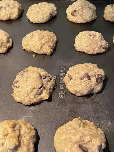 Becel® Oatmeal Chocolate Chip Cookies