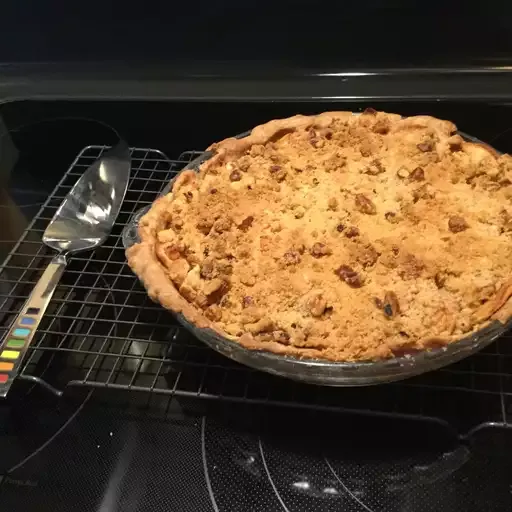 Caramel Apple Walnut Pie