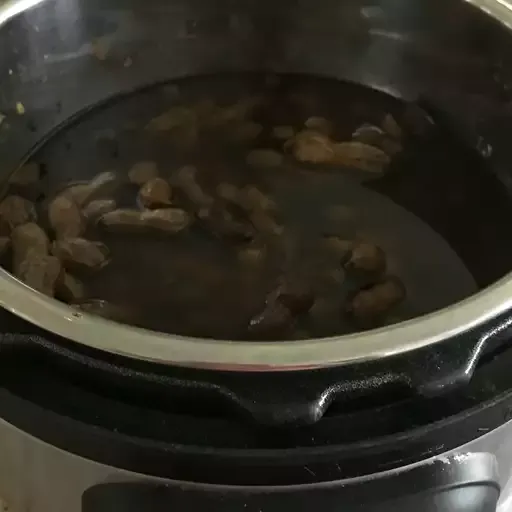 Rachael's Superheated Cajun Boiled Peanuts