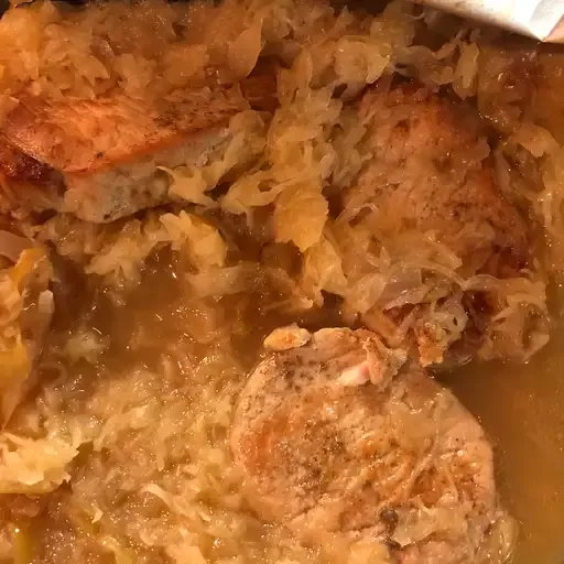 Slow Cooker Pork and Sauerkraut with Apples