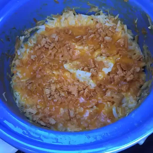 Easy Slow Cooker Cheesy Potatoes