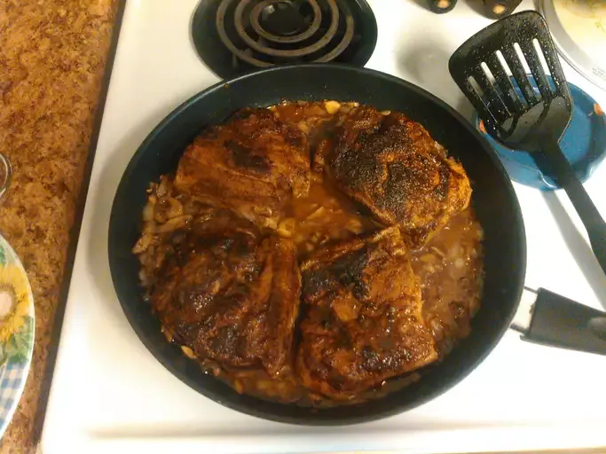 Easy Flat Iron Steak in Wine Sauce