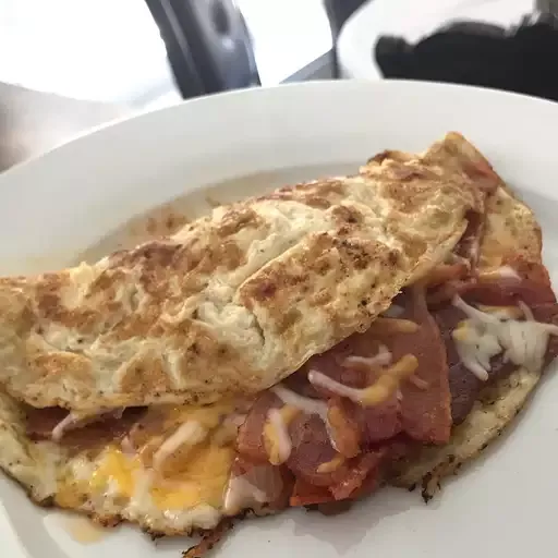 Crispy Bacon and Sweet Onion Omelet