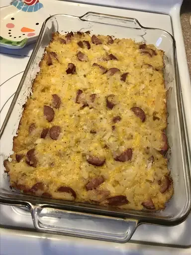 Cheesy Potatoes with Smoked Sausage