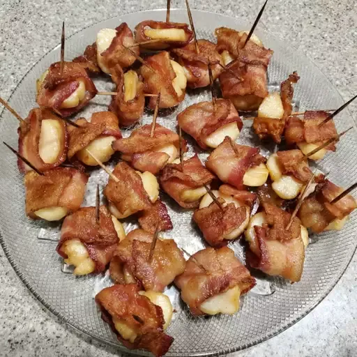 Marinated Scallops Wrapped in Bacon