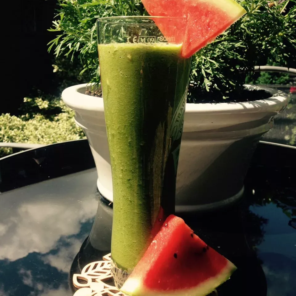 Watermelon Refreshing Green Smoothie